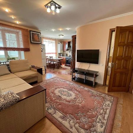 Apartmán Тимирязева 47А Kropyvnyckyj Exteriér fotografie